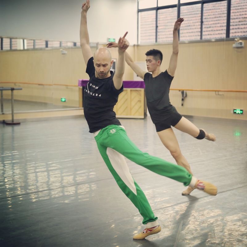 Peter Quanz and Yi Xi rehearsing The Red-Crowned Crane, 2015